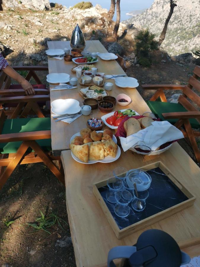 Tuerkdomes Glamping Hotel Alinca Екстериор снимка